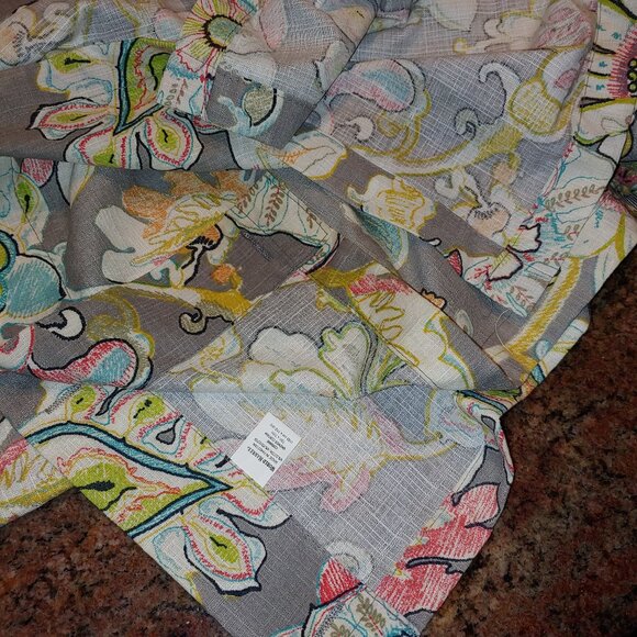 World Market Corinne Gray Floral Cotton Poly Blend Fabric Shower Curtain 70x72" - Picture 3 of 9